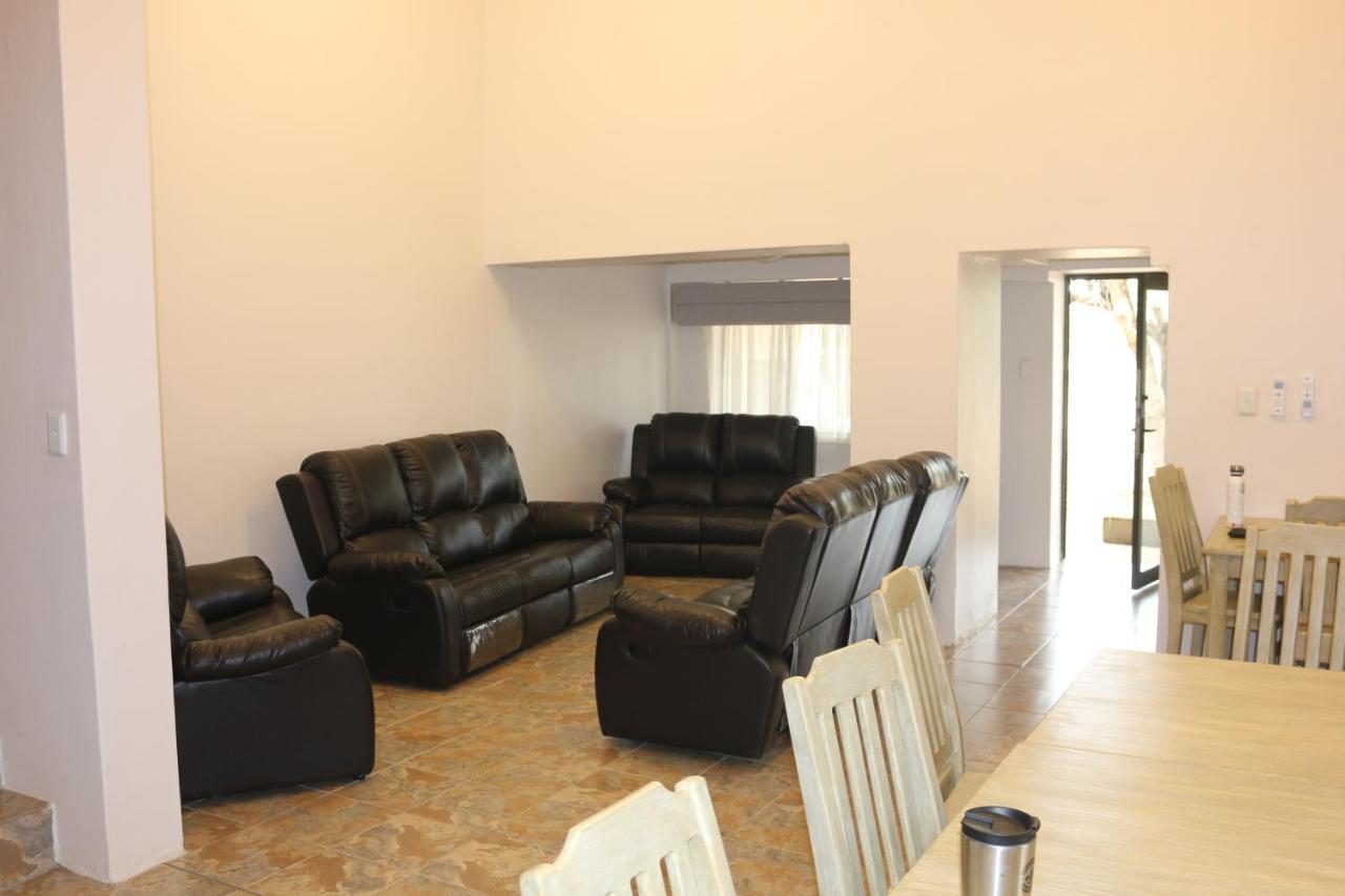 Livivane Guest House Simunye Экстерьер фото