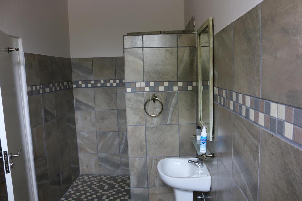 Livivane Guest House Simunye Экстерьер фото